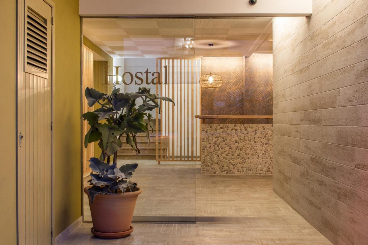 Hostal Residencia Nicolau San Antonio  Exterior photo