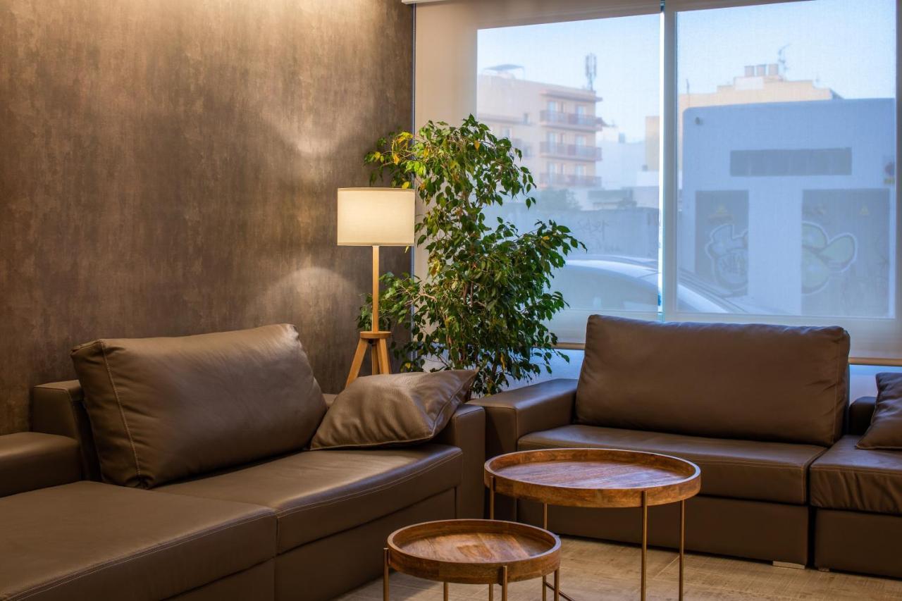 Hostal Residencia Nicolau San Antonio  Exterior photo